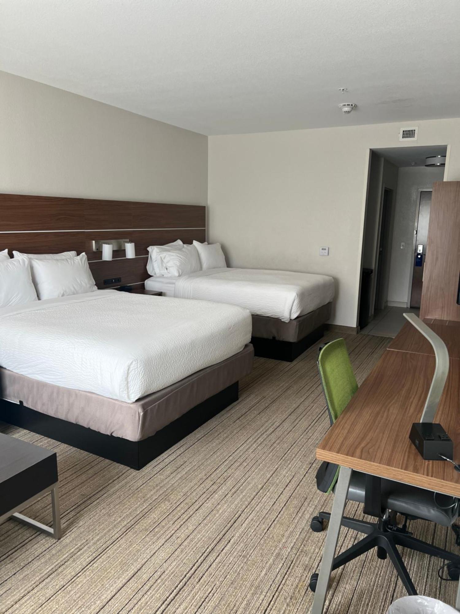 Holiday Inn Express & Suites Mobile - University Area By Ihg Exteriér fotografie