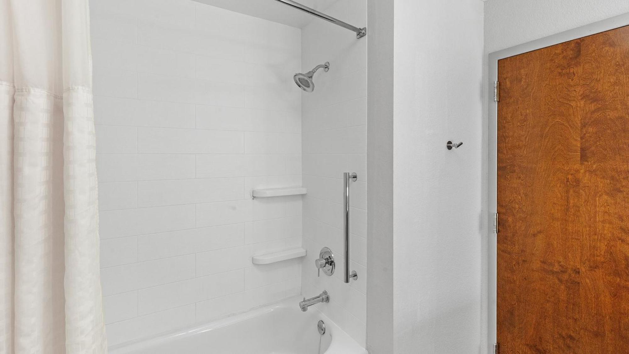 Holiday Inn Express & Suites Mobile - University Area By Ihg Exteriér fotografie