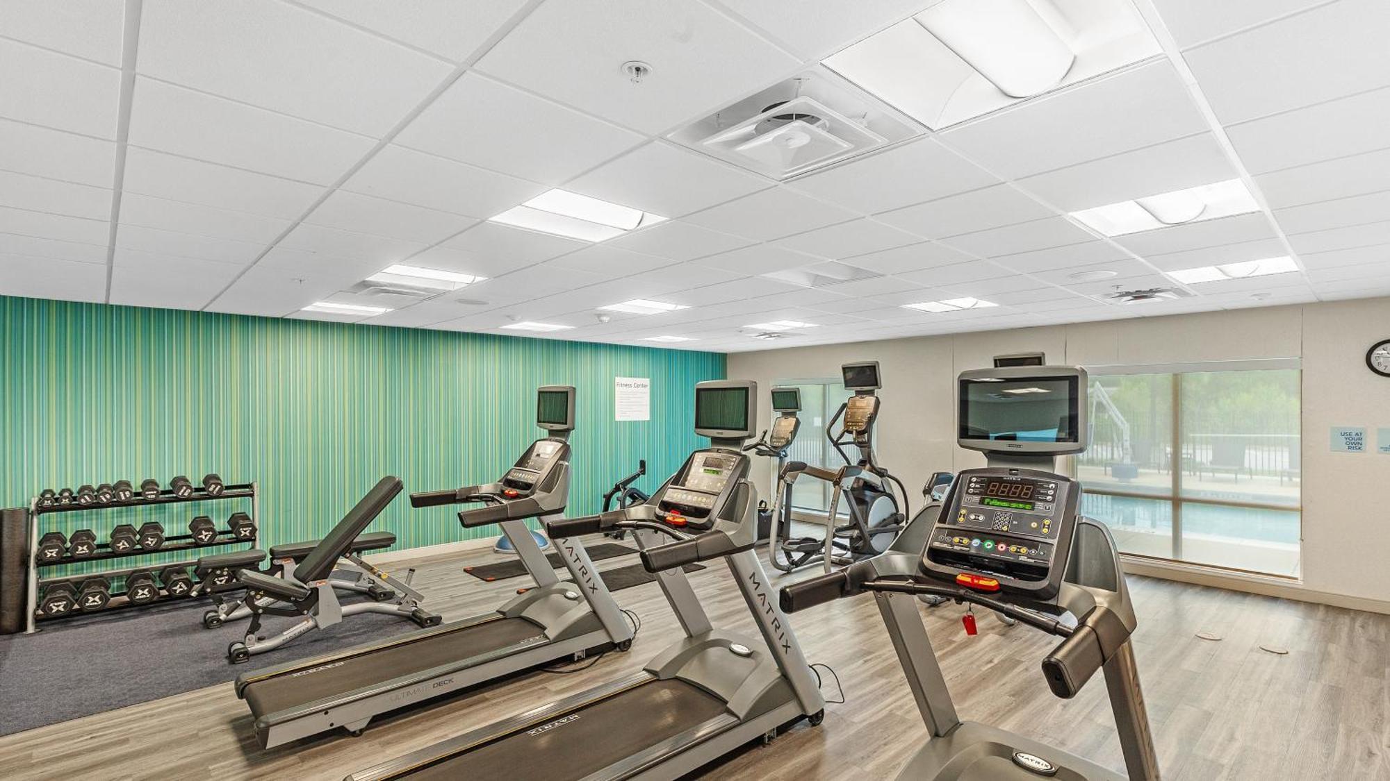 Holiday Inn Express & Suites Mobile - University Area By Ihg Exteriér fotografie